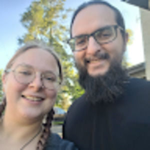 Meet your Posher, Casey